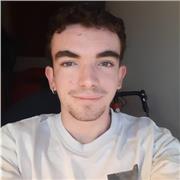 Soy un chico joven, proactivo y con ganas de enseñar a la gente.